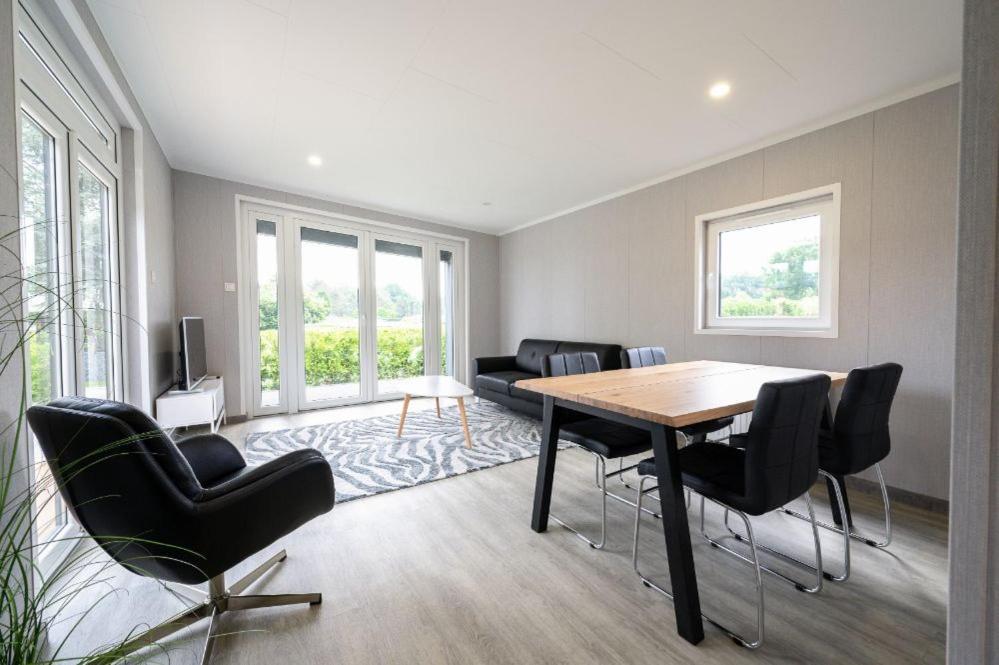 Recreatiepark Maas En Bos Hotel Wellerlooi Екстериор снимка